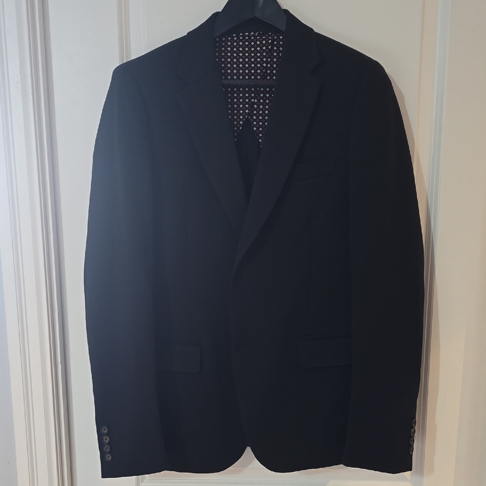 Ike Behar Elegant Black Blazer